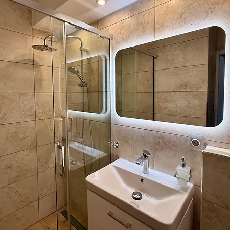 Apartamenty Izerskie Gorska 8 - Blisko Park I Dom Zdrojowy Oraz Wyjscie Na Sky Walk Świeradów-Zdrój Exterior foto